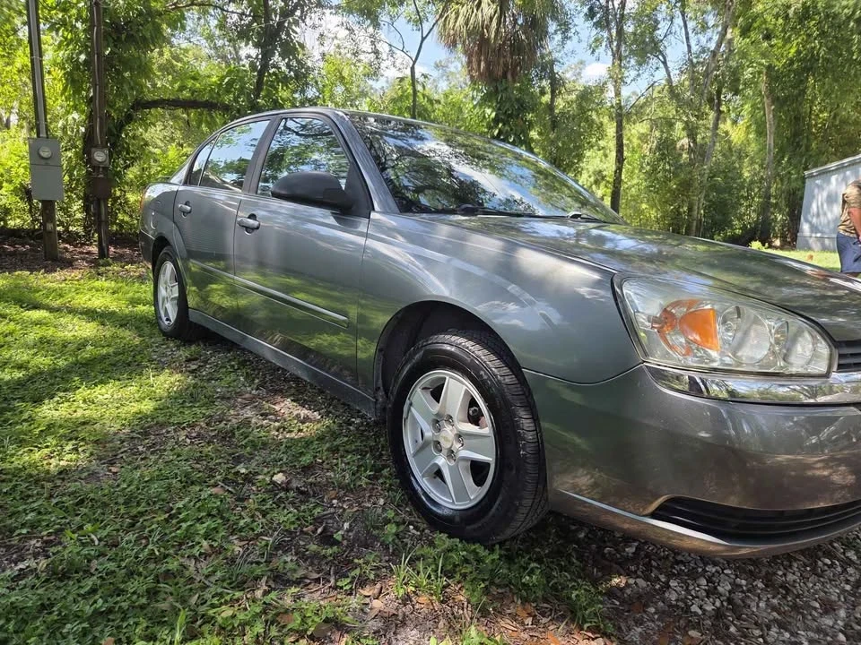 2005 Chevrolet Malibu - Image 3 of 11