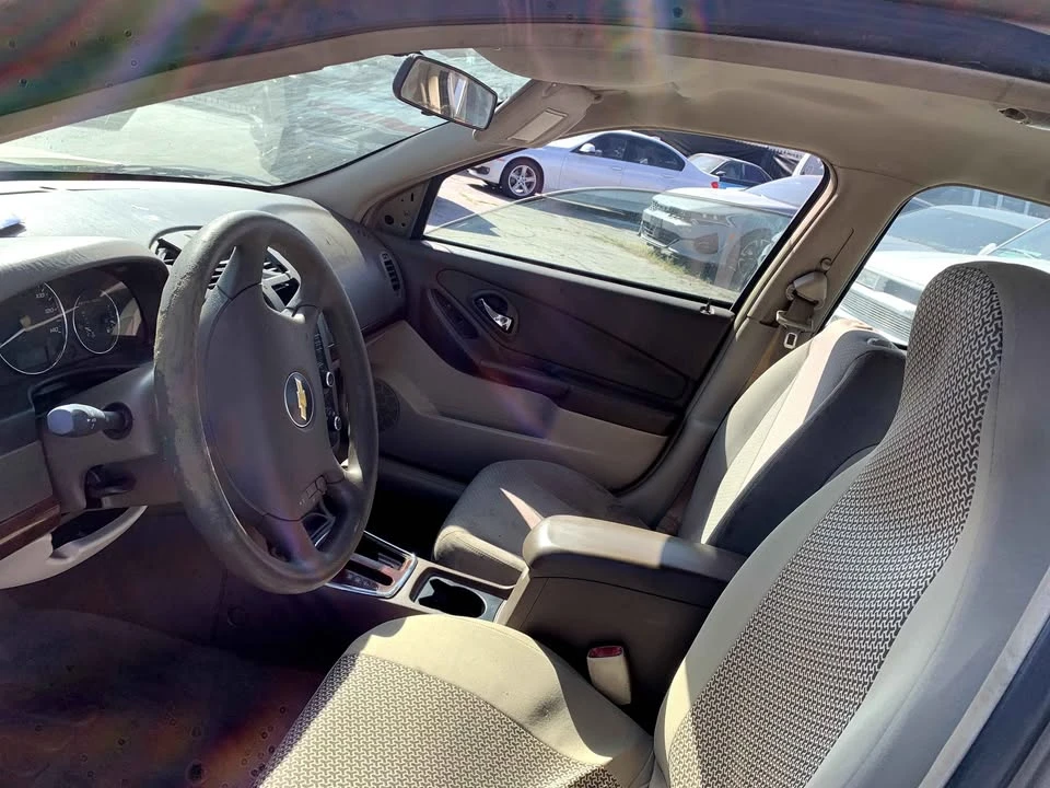 2005 Chevrolet Malibu - Image 8 of 8