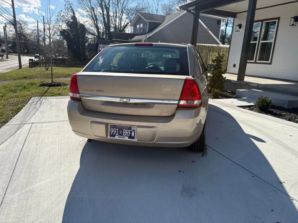 2005 Chevrolet Malibu - Image 2 of 9