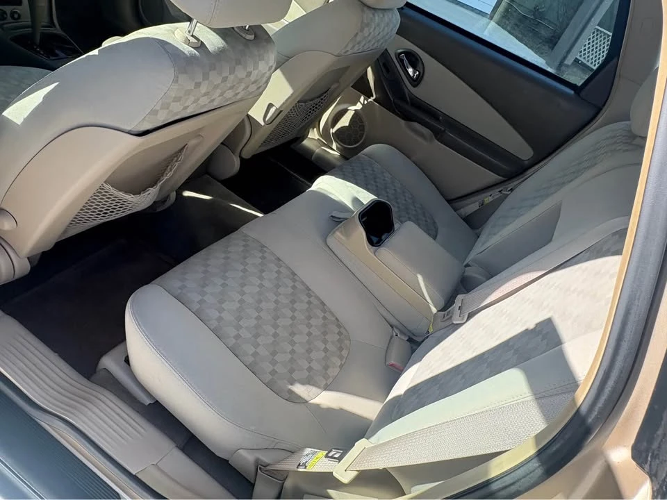 2005 Chevrolet Malibu - Image 6 of 9