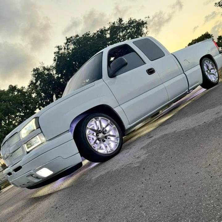 2005 Chevrolet Silverado 1st Gen - Image 3 of 9