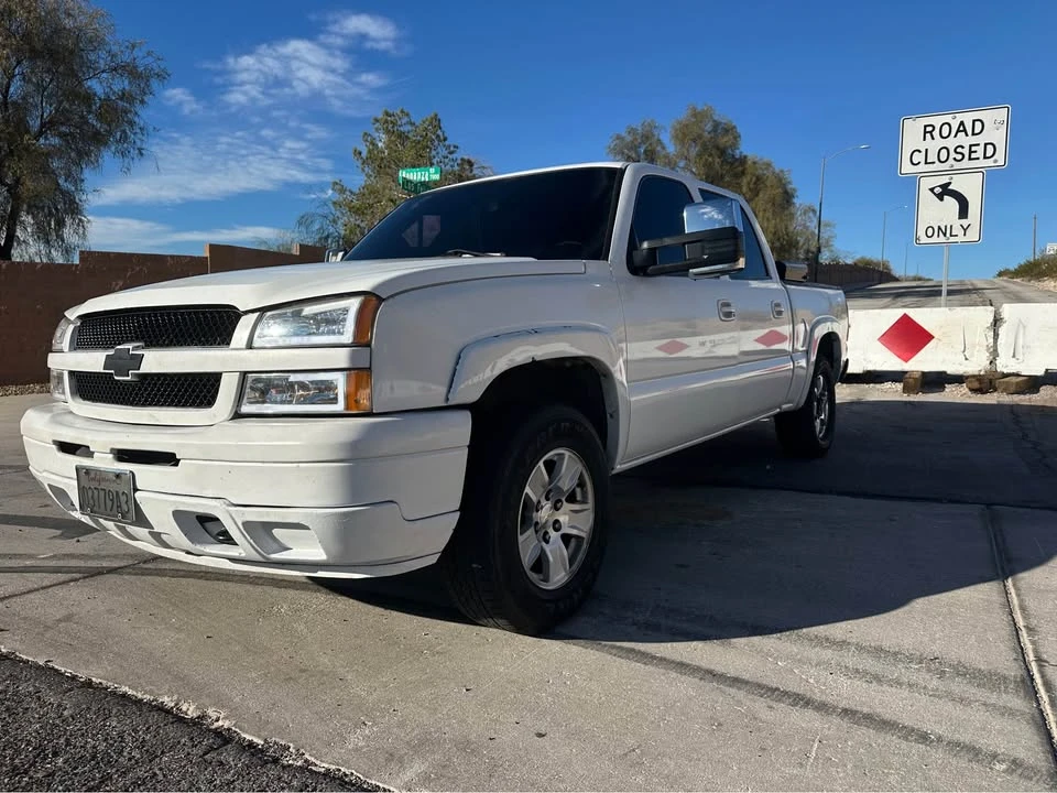 2005 Chevrolet Silverado 1st Gen - Image 2 of 11