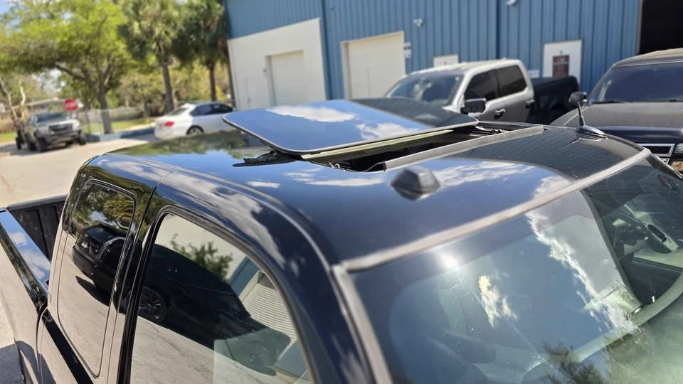 2005 Chevrolet Silverado 1st Gen - Image 6 of 15