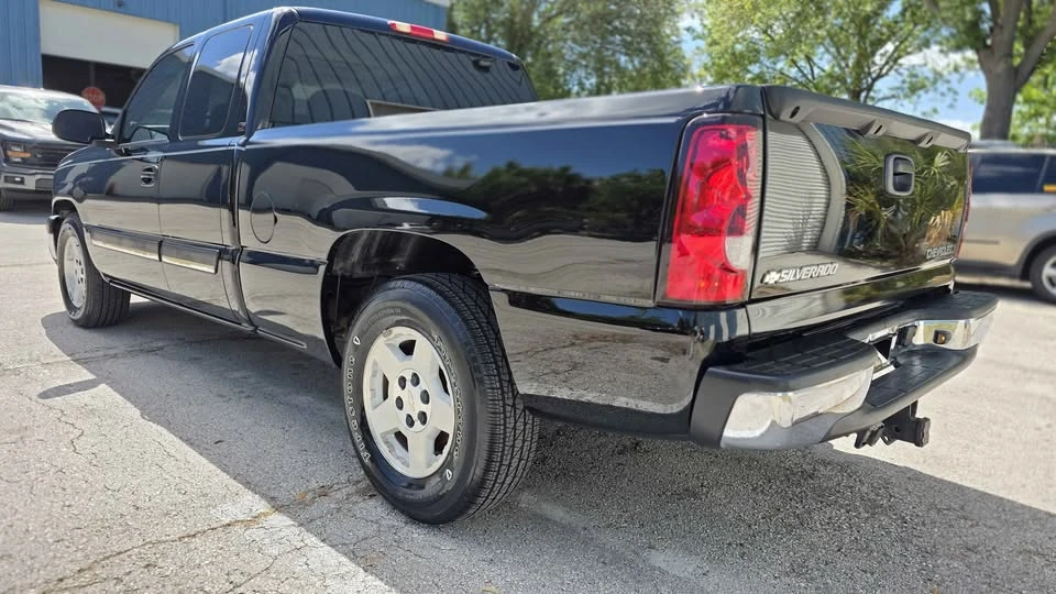 2005 Chevrolet Silverado 1st Gen - Image 5 of 15