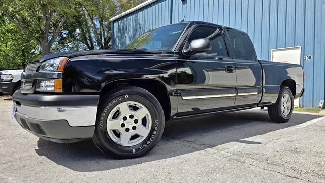 2005 Chevrolet Silverado 1500 Extended Cab LT Pickup