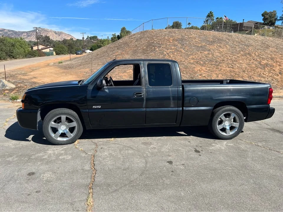 2005 Chevrolet Silverado 1st Gen - Image 2 of 15