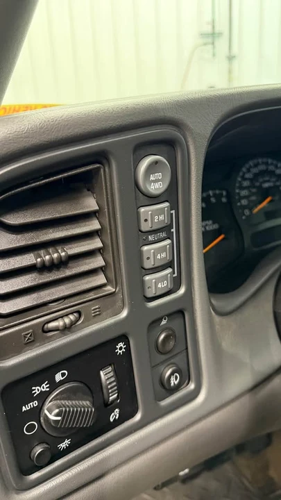 2005 Chevrolet Silverado 1st Gen - Image 12 of 13