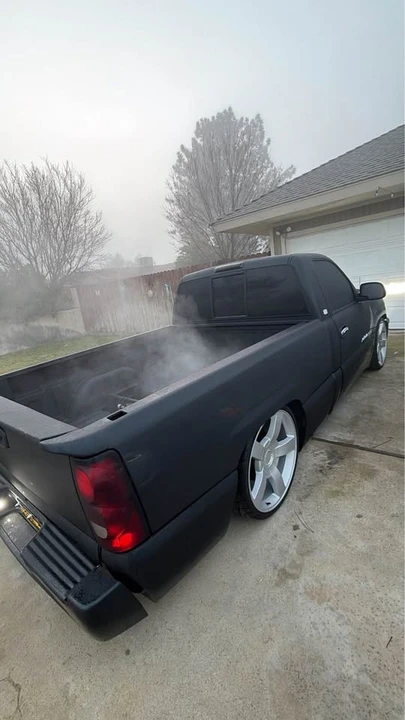 2005 Chevrolet Silverado 1st Gen - Image 2 of 2