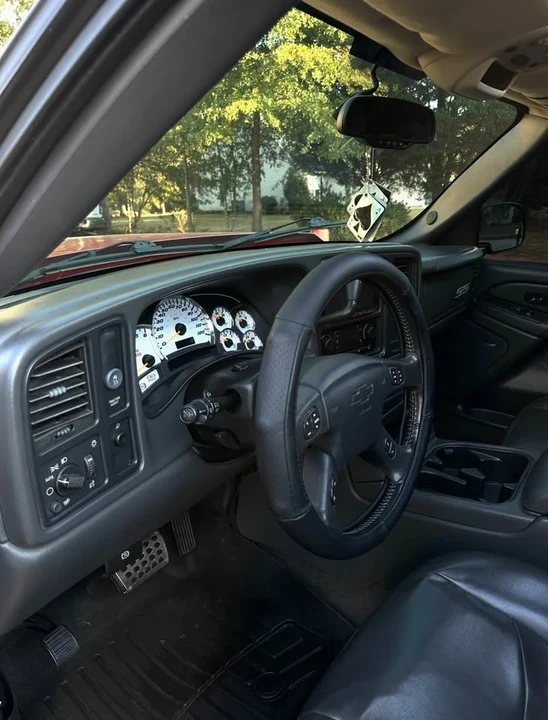 2005 Chevrolet Silverado 1st Gen - Image 6 of 11