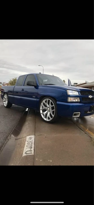 2005 Chevrolet SS - Image 4 of 5