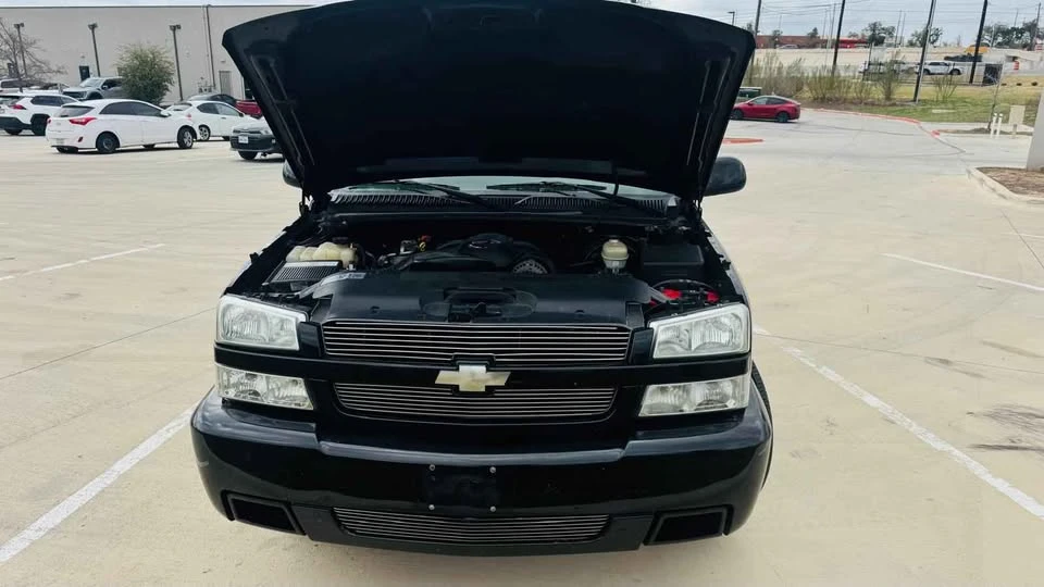 2005 Chevrolet SS - Image 9 of 10