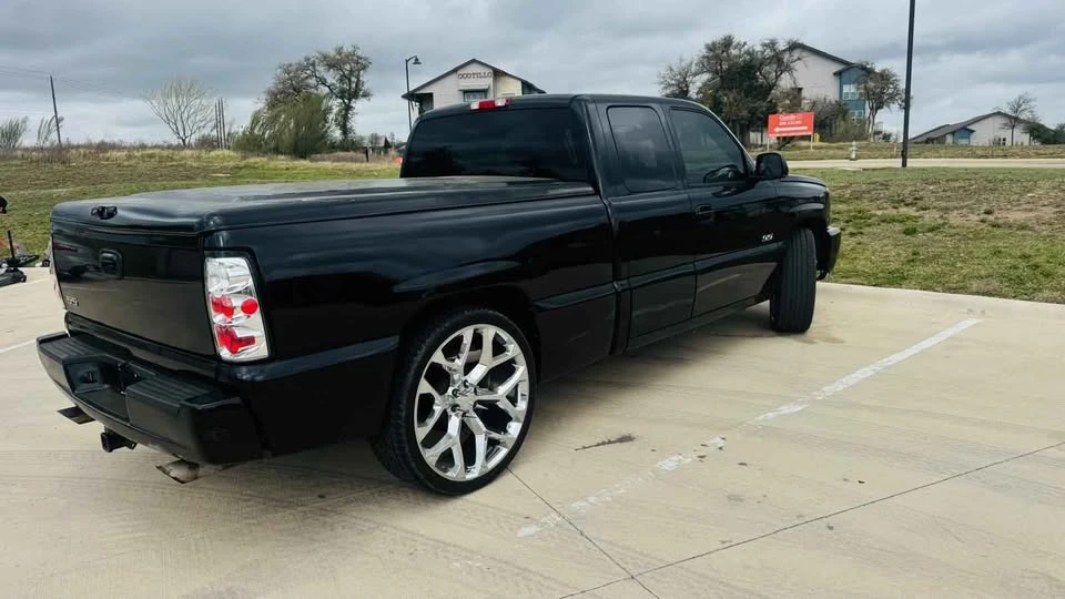 2005 Chevrolet SS - Image 8 of 10