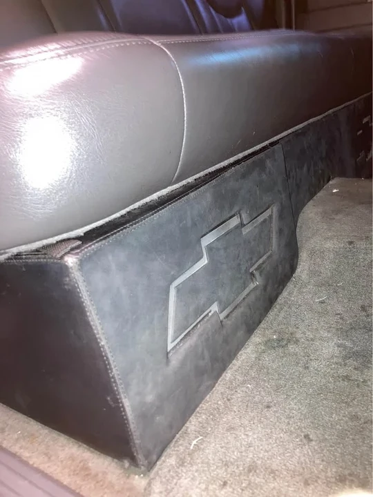 2005 Chevrolet SS - Image 14 of 15
