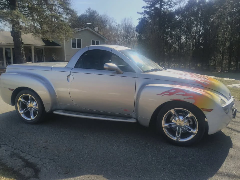 2005 Chevrolet SSR - Image 5 of 20