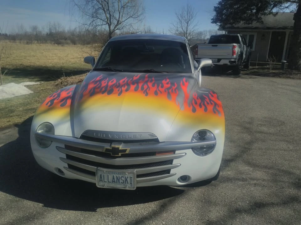 2005 Chevrolet SSR - Image 3 of 20