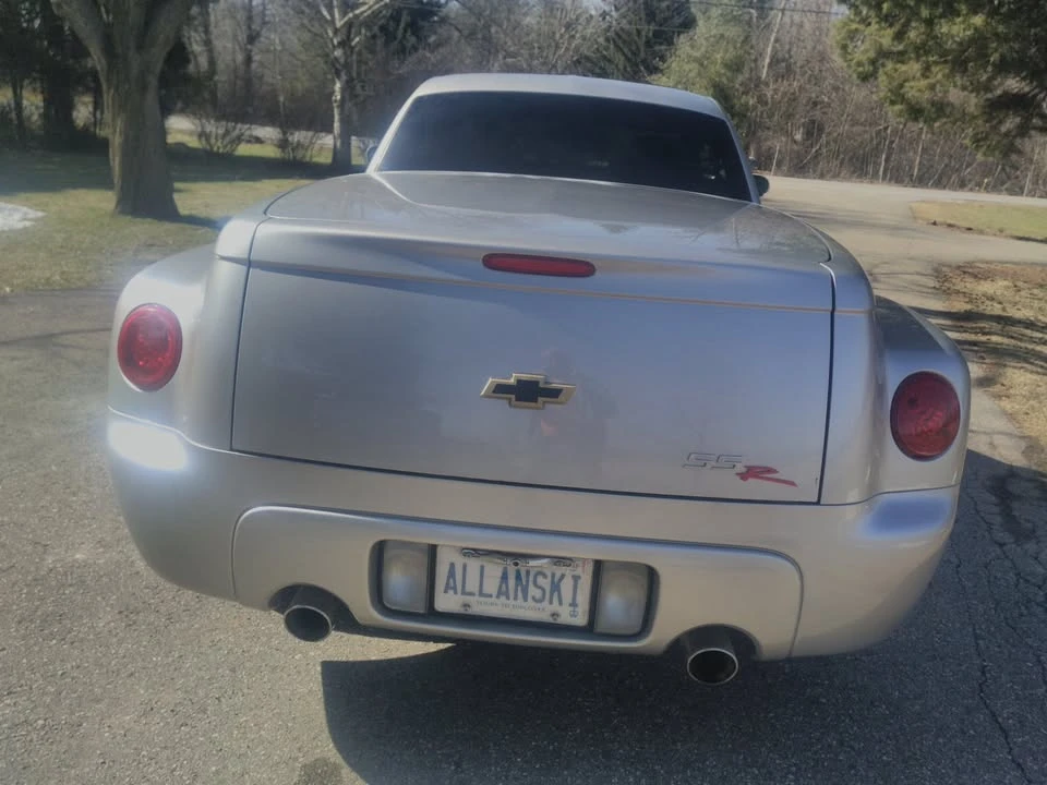 2005 Chevrolet SSR - Image 7 of 20