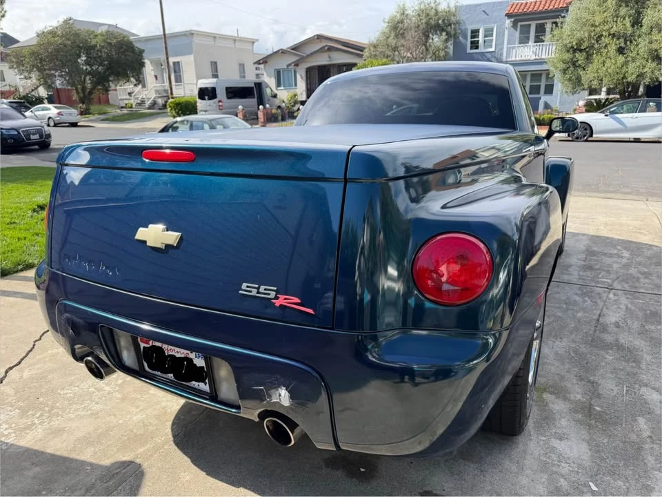 2005 Chevrolet SSR - Image 6 of 6