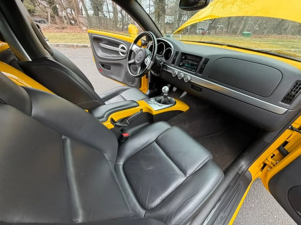 2005 Chevrolet SSR - Image 12 of 17