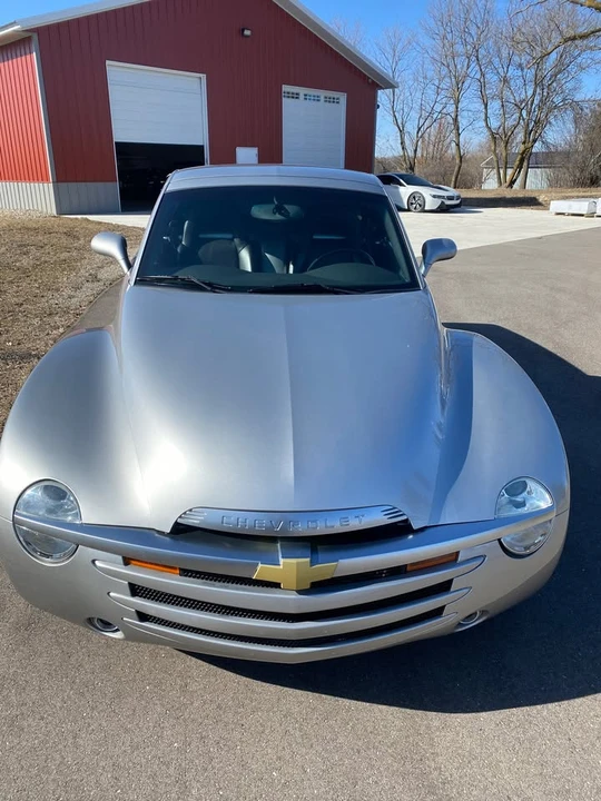 2005 Chevrolet SSR - Image 6 of 17