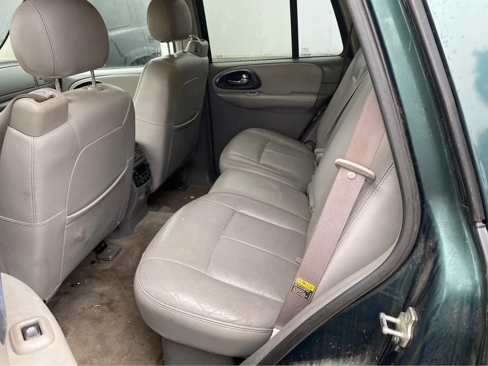 2005 Chevrolet Trailblazer - Image 7 of 8