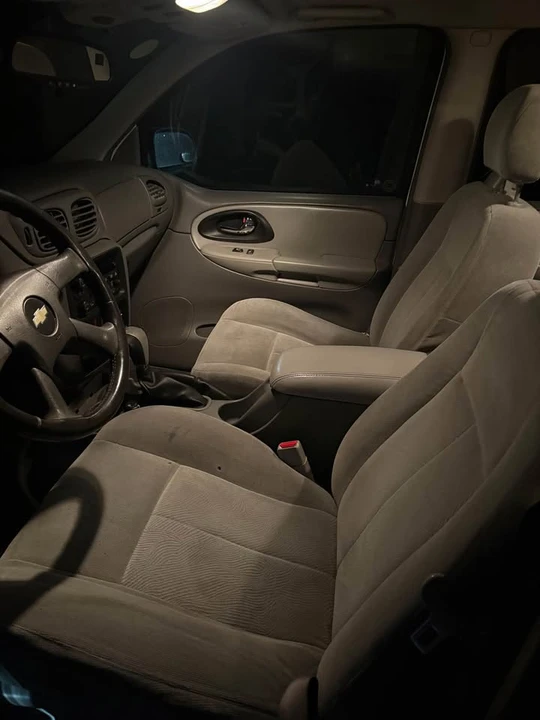 2005 Chevrolet Trailblazer - Image 7 of 10