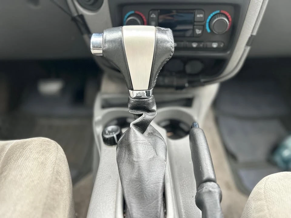 2005 Chevrolet Trailblazer - Image 11 of 19