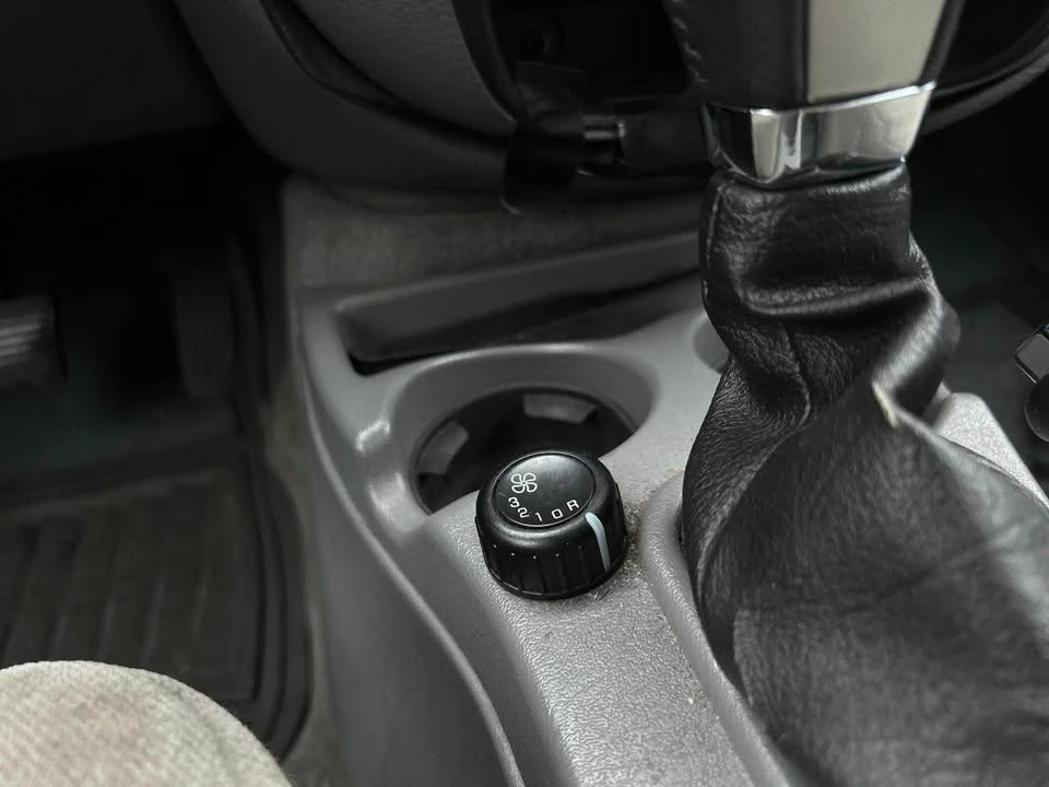 2005 Chevrolet Trailblazer - Image 13 of 19