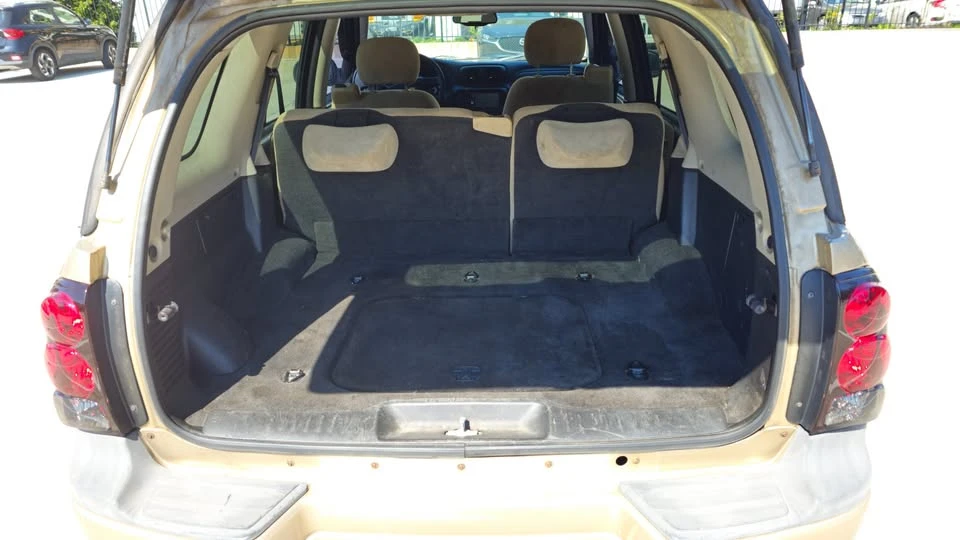 2005 Chevrolet Trailblazer - Image 9 of 9