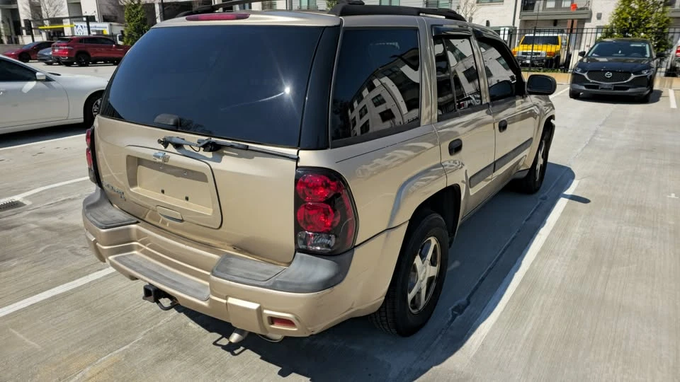 2005 Chevrolet Trailblazer - Image 3 of 9
