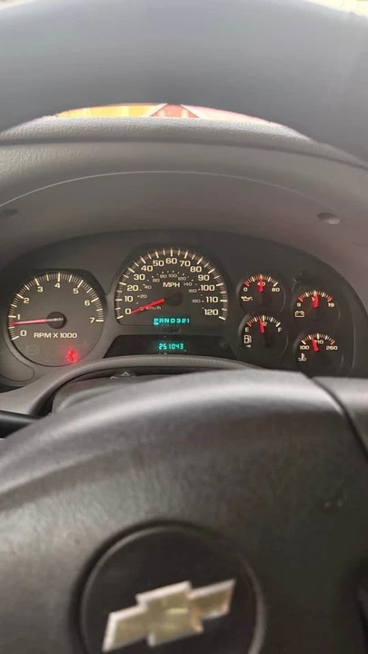 2005 Chevrolet Trailblazer - Image 6 of 11