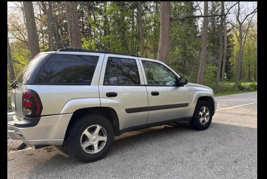 2005 Chevrolet Trailblazer - Image 3 of 7