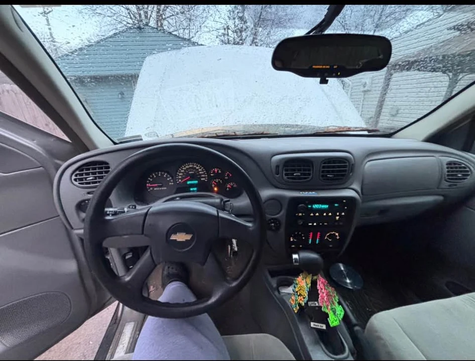 2005 Chevrolet Trailblazer - Image 5 of 7