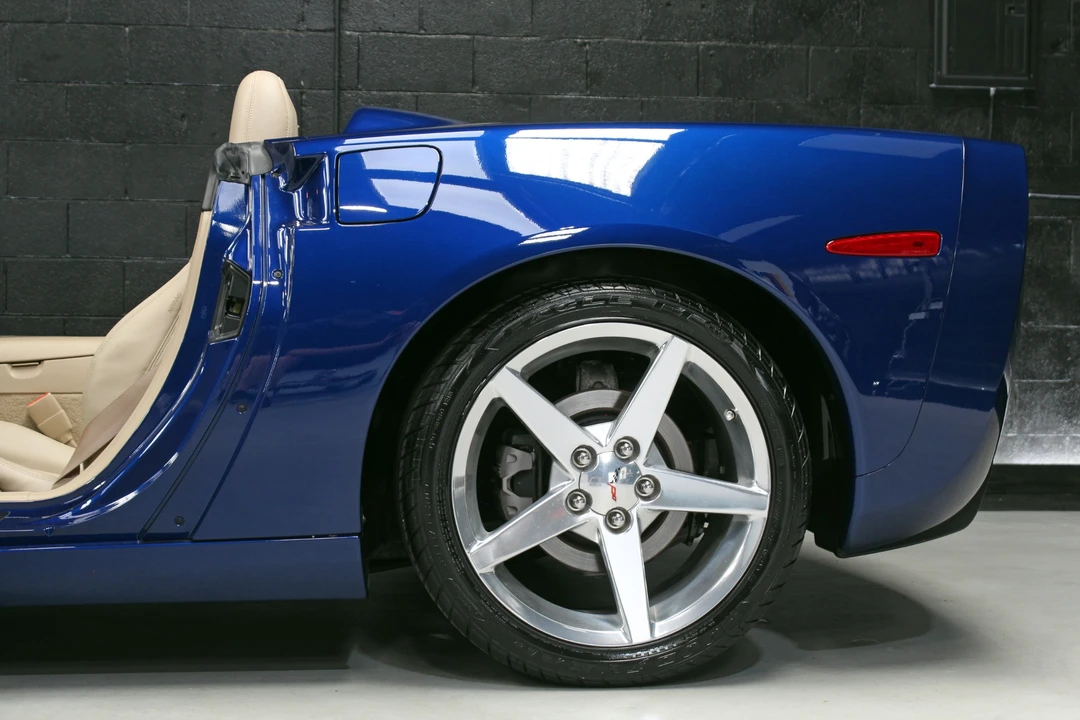2005 Chevrolet Corvette C6 - Image 4 of 31