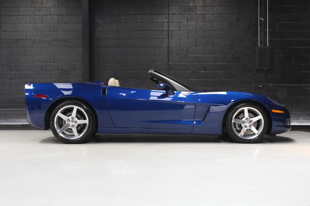 2005 Chevrolet Corvette C6 - Image 23 of 31