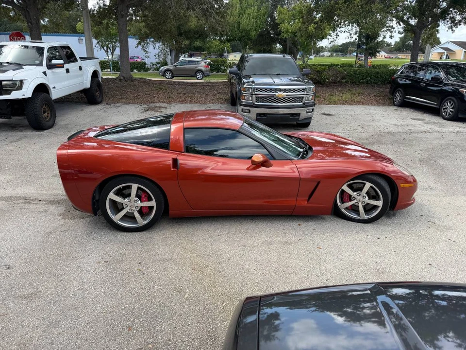 2005 Chevrolet Corvette C6 - Image 6 of 16