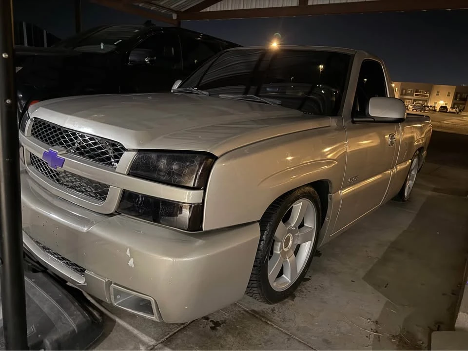 2005 Chevrolet SS - Image 2 of 7
