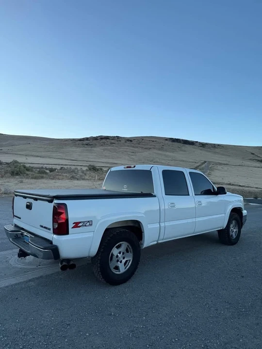 2005 Chevrolet Silverado 1st Gen - Image 3 of 3