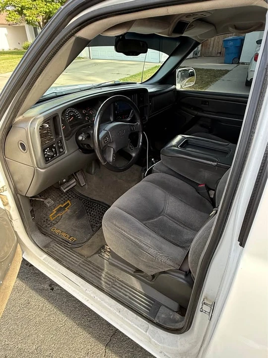 2005 Chevrolet Silverado 1st Gen - Image 3 of 4