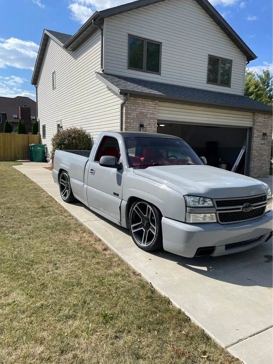 2005 Chevrolet Silverado 1st Gen - Image 2 of 10