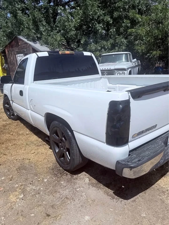 2005 Chevrolet Silverado 1st Gen - Image 3 of 8