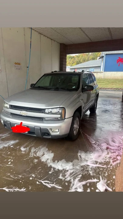 2005 Chevrolet Trailblazer - Image 2 of 6
