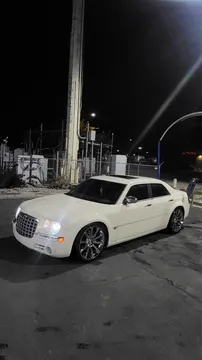 2005 Chrysler 300 300C Sedan 4D