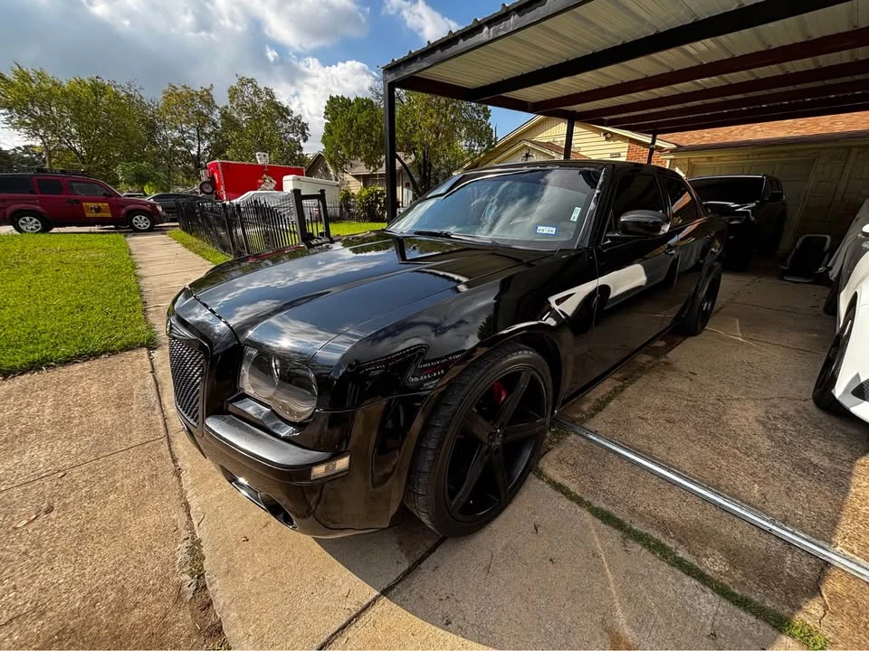 2005 Chrysler 300 (2005-2023) - Image 2 of 6
