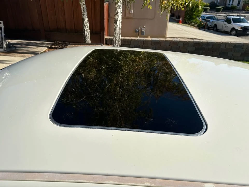 2005 Chrysler 300 (2005-2023) - Image 7 of 11