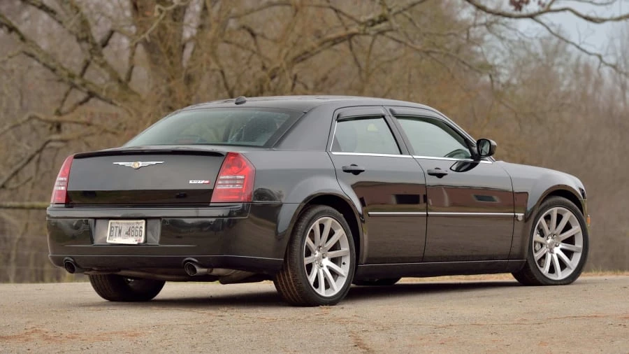 2005 Chrysler 300 (2005-2023) - Image 3 of 12