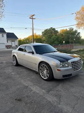 2005 Chrysler 300 SRT8