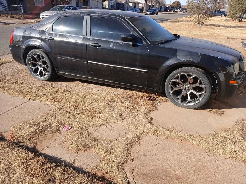 2005 Chrysler 300 (2005-2023) - Image 4 of 4