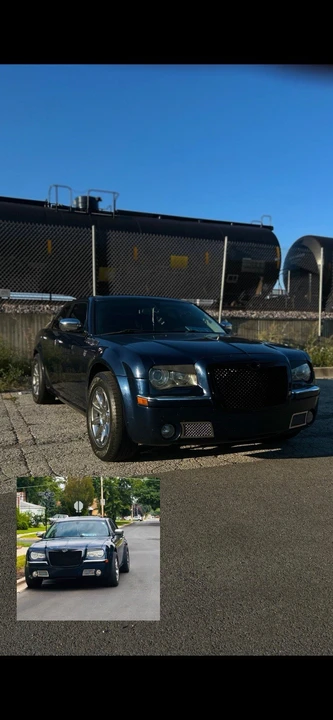 2005 Chrysler 300 (2005-2023) - Image 5 of 8