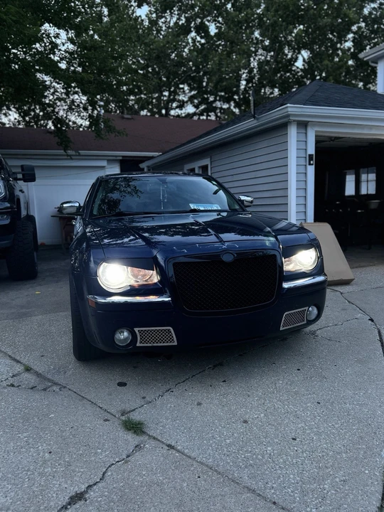 2005 Chrysler 300 (2005-2023) - Image 8 of 8