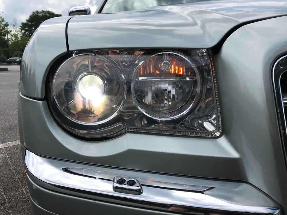 2005 Chrysler 300 (2005-2023) - Image 23 of 31
